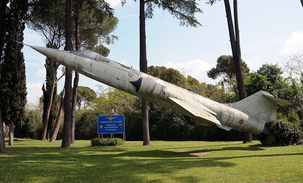 Aeritalia Lockheed F 104S ASA MM 6812