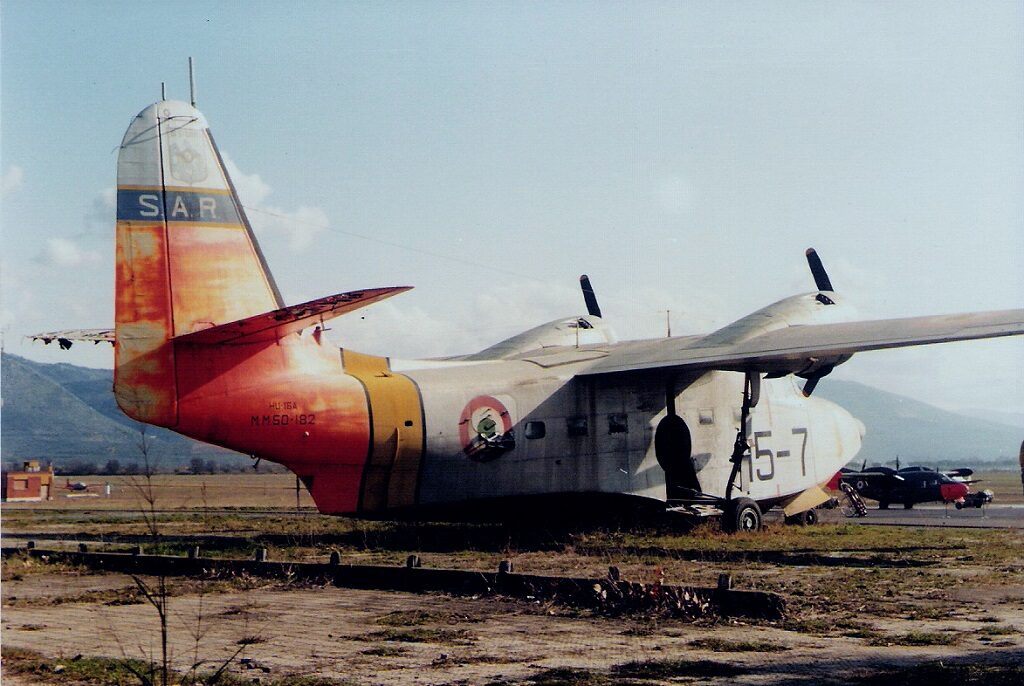 Grumman HU-16A Albatross MM 50-182: radiato presumibilmente nel 1978, compie l’ultimo atterraggio a Guidonia dove rimane conservato per molti anni.