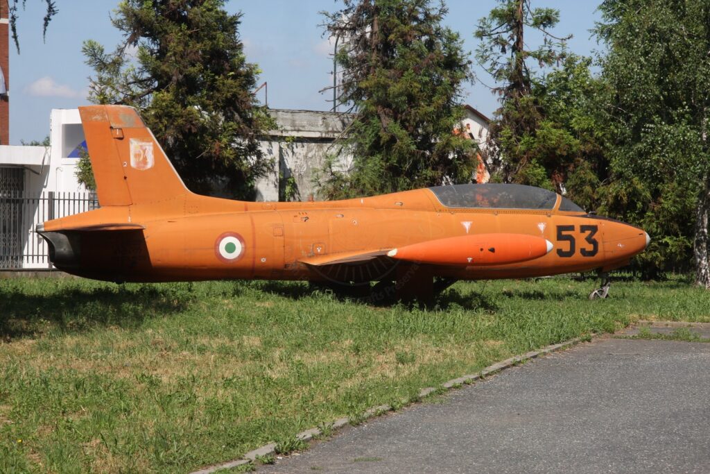 Aermacchi MB 326 MM 54177 a Torino