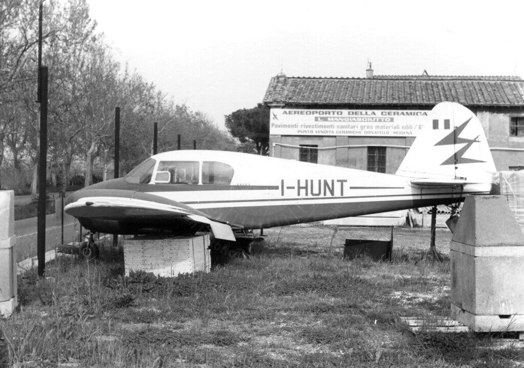 Piper PA 23.150 Apache I-HUNT