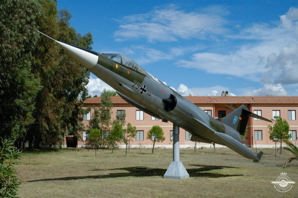 Lockheed F-104G 25+14 della Luftwaffe a Decimomannu